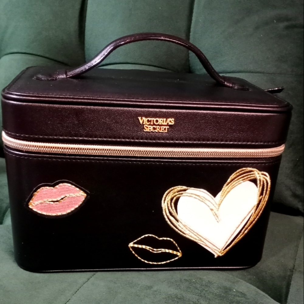 Like new Victoria secret make up case